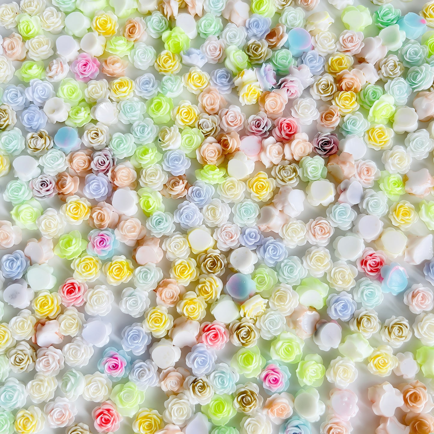 [P027]   Luminous Soft Resin Flowers Mix