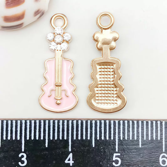 [P018]   Diamond-Pointed Guitar-High Quality Charms