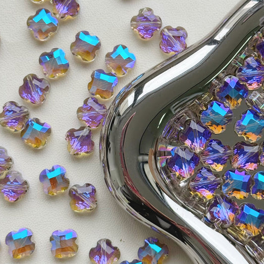 [K004]   Four-Leaf Clover Flashing Beads