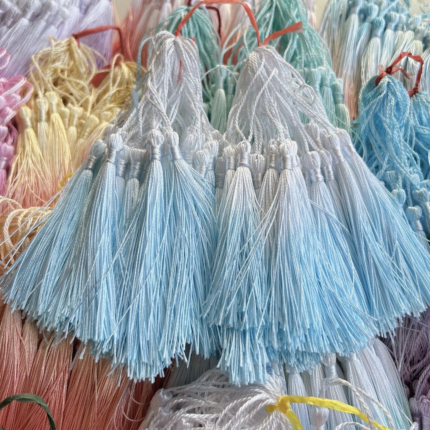 🆕[P036]   Two-color Gradient Small Tassels(13CM)