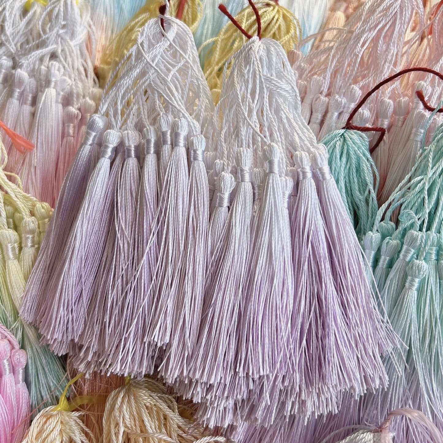 🆕[P036]   Two-color Gradient Small Tassels(13CM)