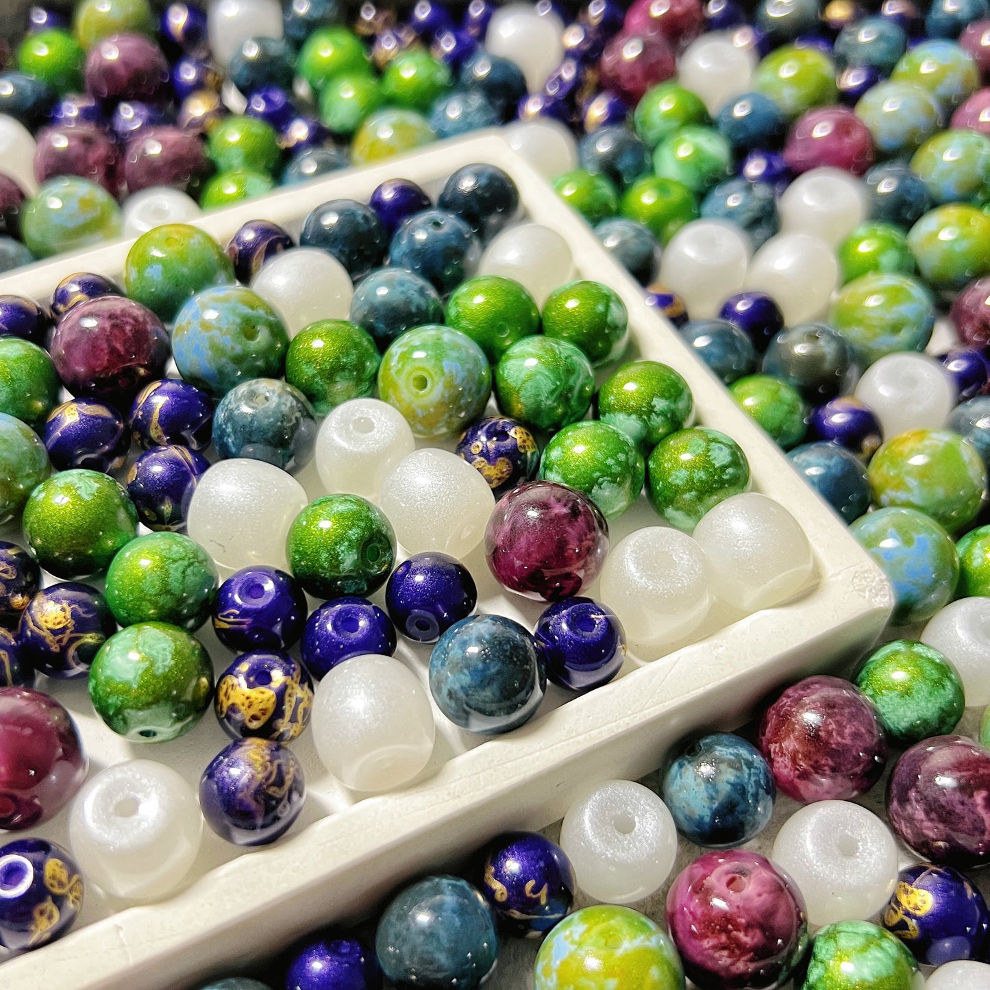 [A050]   Whispering Moss(10mm-14mm)-High Quality Glass Beads