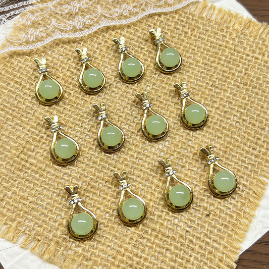 [P087] Imitation Jade Pendant