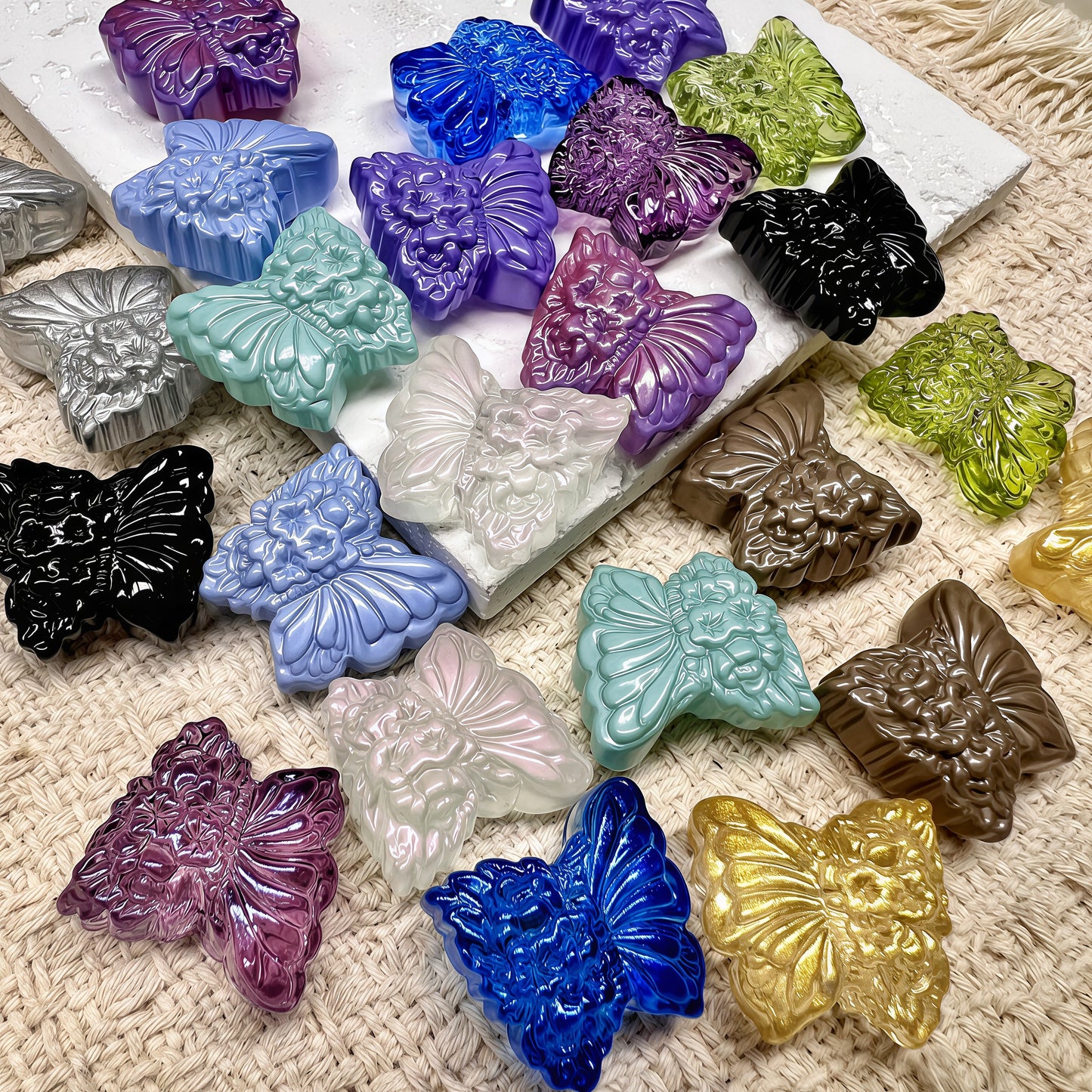 🆕[A550]    Butterfly Lovers(22.5*20.5MM)-High Quality Glass Bead