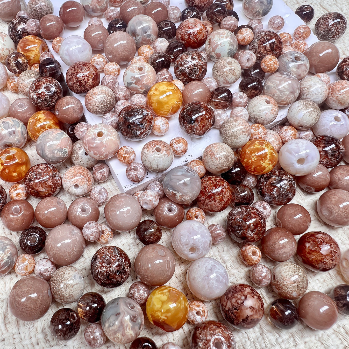 [A562]    Boomie Mix(6/8/10/12MM)-High Quality Glass Bead