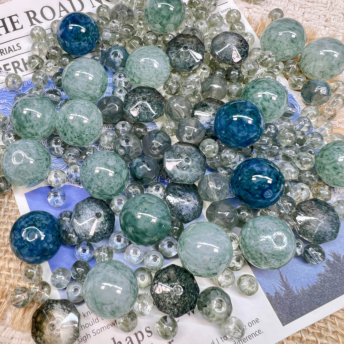 [A823]    Moss Mirage（16/6MM）-High Quality Glass Bead
