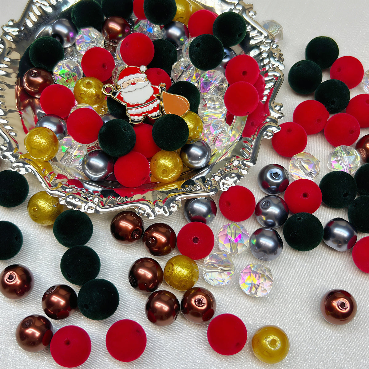 🆕[A882]    Velvet Christmas -High Quality Glass Bead